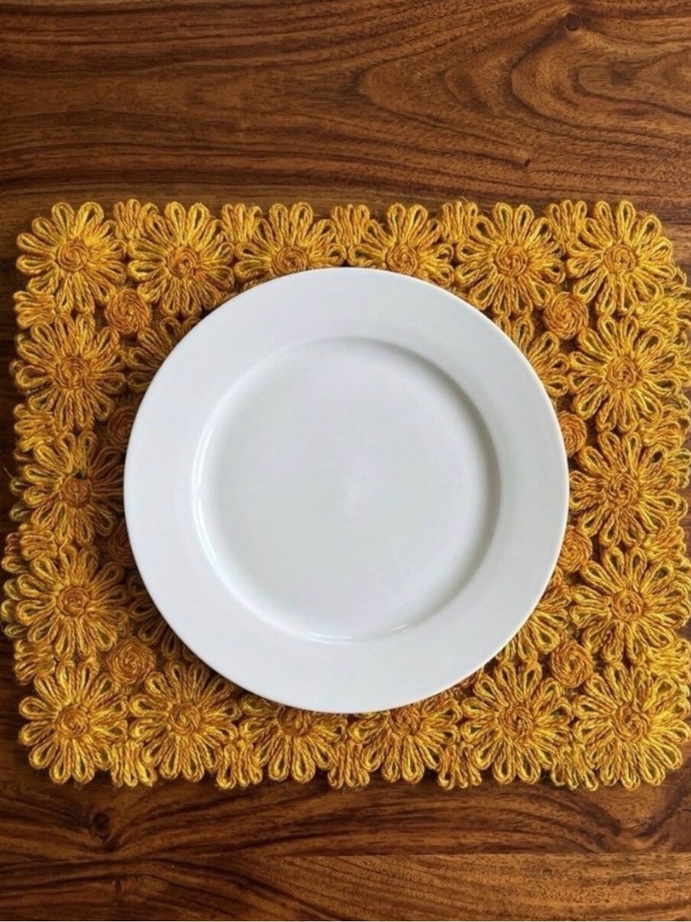 Vintage Woven Rattan Straw Flower Placemats Set 4 Yellow Daisy Retro Boho Table